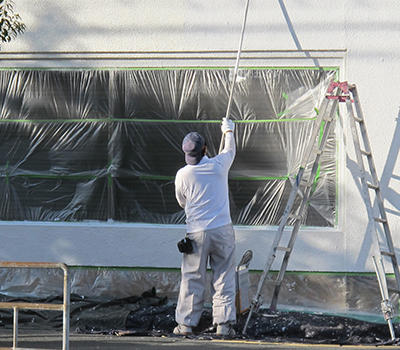 外壁塗装を行うには？